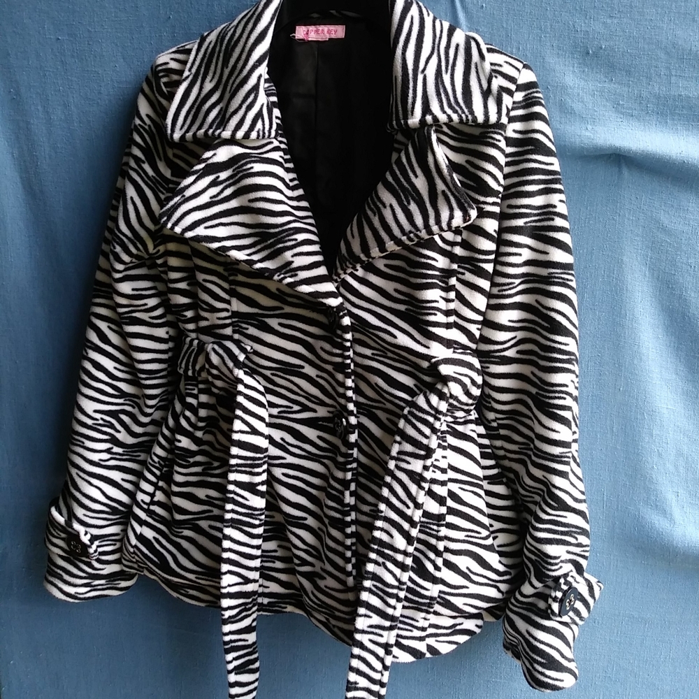 Copper Key Women's Size Small Zebra Print Coat